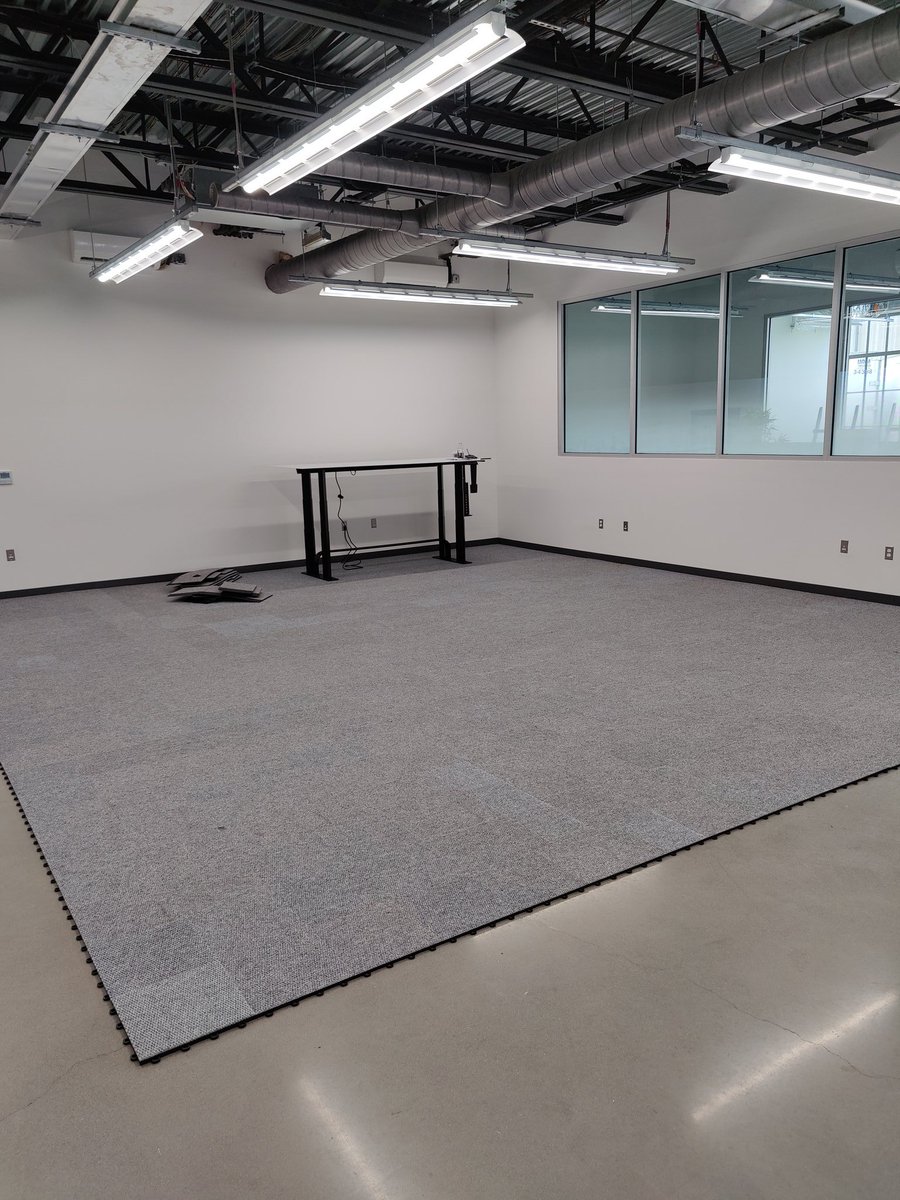 MKBHD's tweet photo. Studio build update
Haven't gone crazy yet https://t.co/alaLsjjY6M