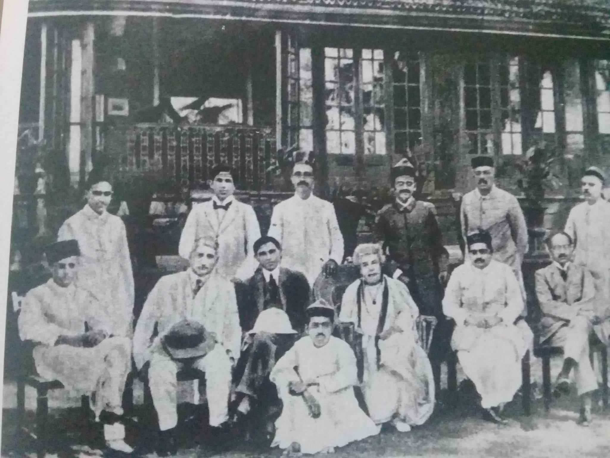 meraj-on-twitter-left-jinnah-s-most-probably-last-photo-with
