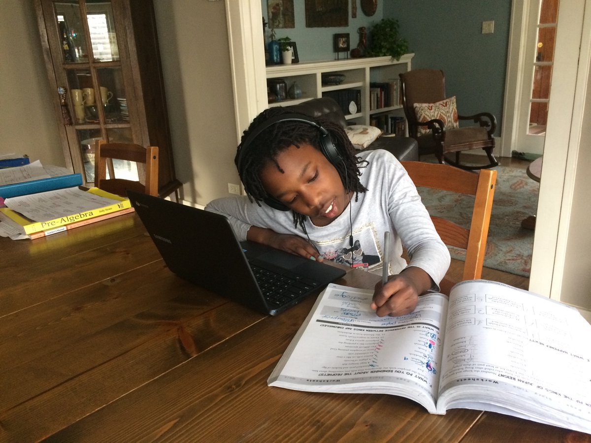 ClassicalConsor's tweet photo. Check out these pics of our students and a link to a snippet of E-learning from our G3 (5th grade) Lit/Comp class! 

https://t.co/LXi61B5oEr

REGISTRATION IS NOW OPEN! https://t.co/8VWjeTR0tA

#classicaleducation #bestofhomeandbestofschool #homeschool https://t.co/aHn32xlqhx