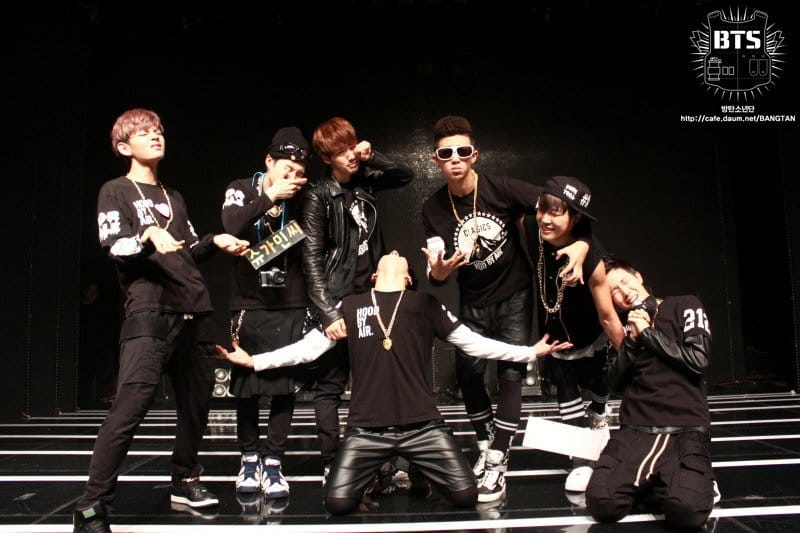 marilina_1306's tweet image. Estoy tan locamente enamorada de estos 7 angelitos!
Sin duda alguna son lo mejor que me pasaron en mi vida 🙈😭💜
@BTS_twt #BTSdebut #BackTo2013 #WELCOMEBANGTAN #DebutWithBTS #2013TillForeverWithBTS