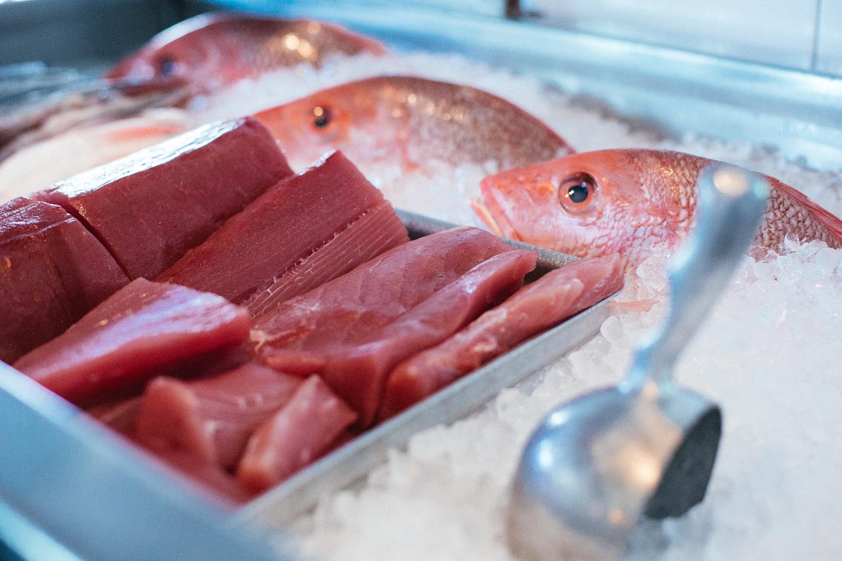 Our market is open and stocked with fresh seafood options like ahi, red fish, snapper and salmon. Have fun cooking at home tonight with any of these delicious options 🐟🎣🐠
Curbside pickup is available from 12-8pm, just call 512-215-8972 or visit our website to place your order