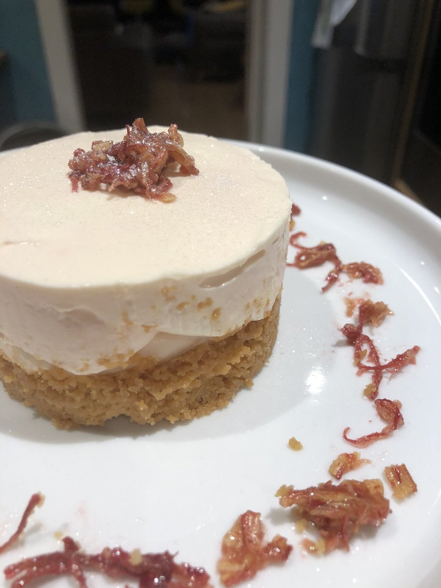 sarahosborneee's tweet photo. Just a very small portion of the new recipes I’ve made during lockdown (honestly should see my camera roll on my phone🤣🤣).
If you’re looking for something to do get following me on Instagram ➡️ @thefatfoodlife. Trying to do a new recipe every day 🥰❤️
Like&amp;share if you wish. https://t.co/0byLH81jHm