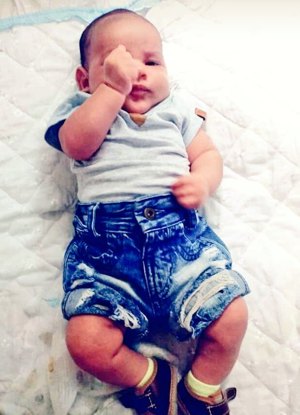ThainaSales9's tweet photo. Deus nos concede os filhos para colocar em prova nossa capacidade de amar ao próximo mais que a nós mesmos ...   

👑💙❤ https://t.co/1ksb47rywm