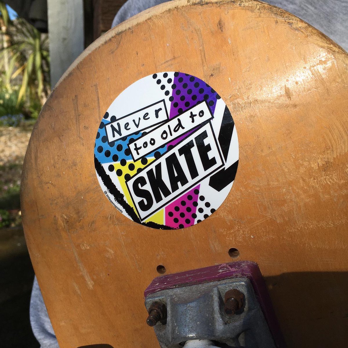 LittleGemsPrint's tweet photo. My biggest and littlest skaters went for a roll today (on our drive). The biggest is proudly displaying my never too old to skate sticker on his Deathbox board ππ»β₯οΈ
https://t.co/Hx9mTjBszD
#nevertoooldtoskate #deathboxskateboards #deathboxuk #readanddestroy #radmagazine https://t.co/UBdcz62DfX