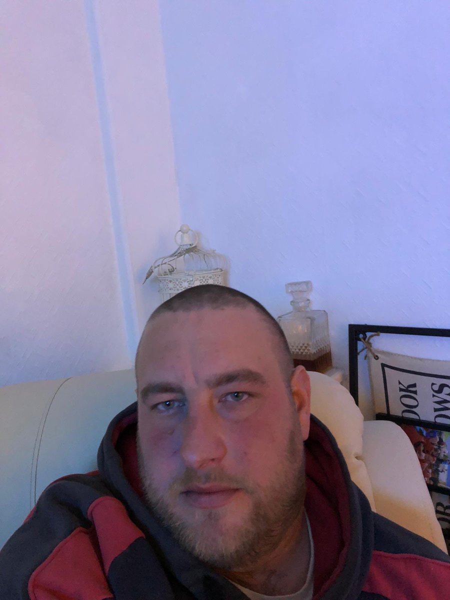 MansfieldRugby's tweet photo. Keep following us and sharing our posts as we unleash a few more #Baldies into the world! Here’s the 2nd batch! #FromLockToLocks #ShaveItOff #iusedtohavehair #hairgone #babygrowback #bald #sheared #shave #cleanshaved #mansfield https://t.co/60LoQ1vGzP https://t.co/mtJkrv2xWU