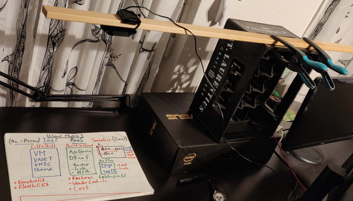 So for the last two days, I delivered #Azure training in the @Trivadis #virtual #classroom. There was some stuff that made me really nervous. But I must admit that the virtual classroom just works. You can read about my experience and the setup in my blog: manuelmeyer.net/2020/03/my-vir…