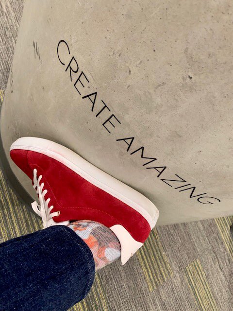 Erika1Romero's tweet photo. Super proud🤗to have a boss (Mike T.)that supports the #RedShoeTuesday home edition👠☕️💪🏼#Lexus 👏🏻👏🏻#RedShoeMovement #toyota @RedShoeMovement #lifeatlexus #lifeattoyota #createamazing #development #Leaders #shedrives 👊🏼 https://t.co/1s9bo76Tcq