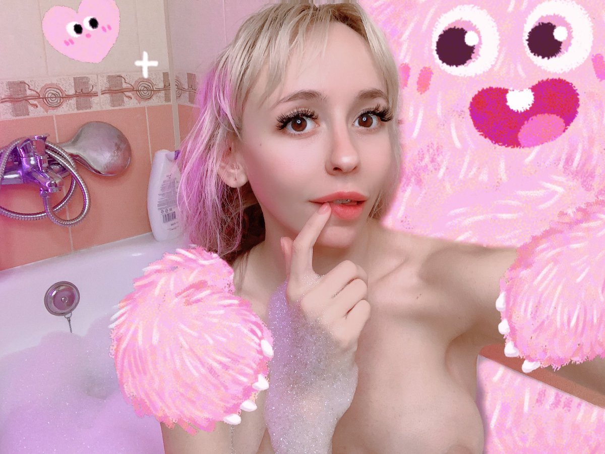 TheAliceBong's tweet photo. I and my thoughts are quarantined🤣 https://t.co/4cfmb498jV