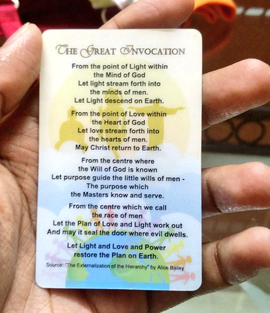 Rajatshah29a's tweet photo. Birthday Month Starts π·ππ
Gonna start this week with this World Prayer called The Great Invocation.
5 Weeks - 5 Virtues - 5 Pillars - 5 Prayers β₯οΈ
#GreatInvocation #PranicHealing #ArhaticYoga #AliceBailey #HolyMasterDK #GMCKS #excited #service #birthday https://t.co/3wc8rk9kid