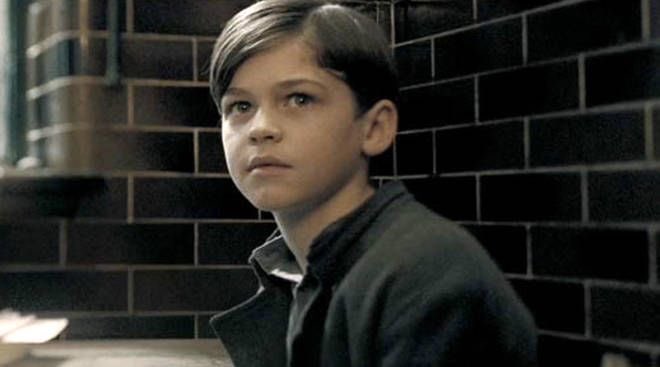 _histvry's tweet photo. Tweet di apprezzamento per il piccolo Tom Riddle....ma soprattutto tweet di apprezzamento per l’uomo che è diventato. 
#HarryPotter https://t.co/OiK4Gpu1eK