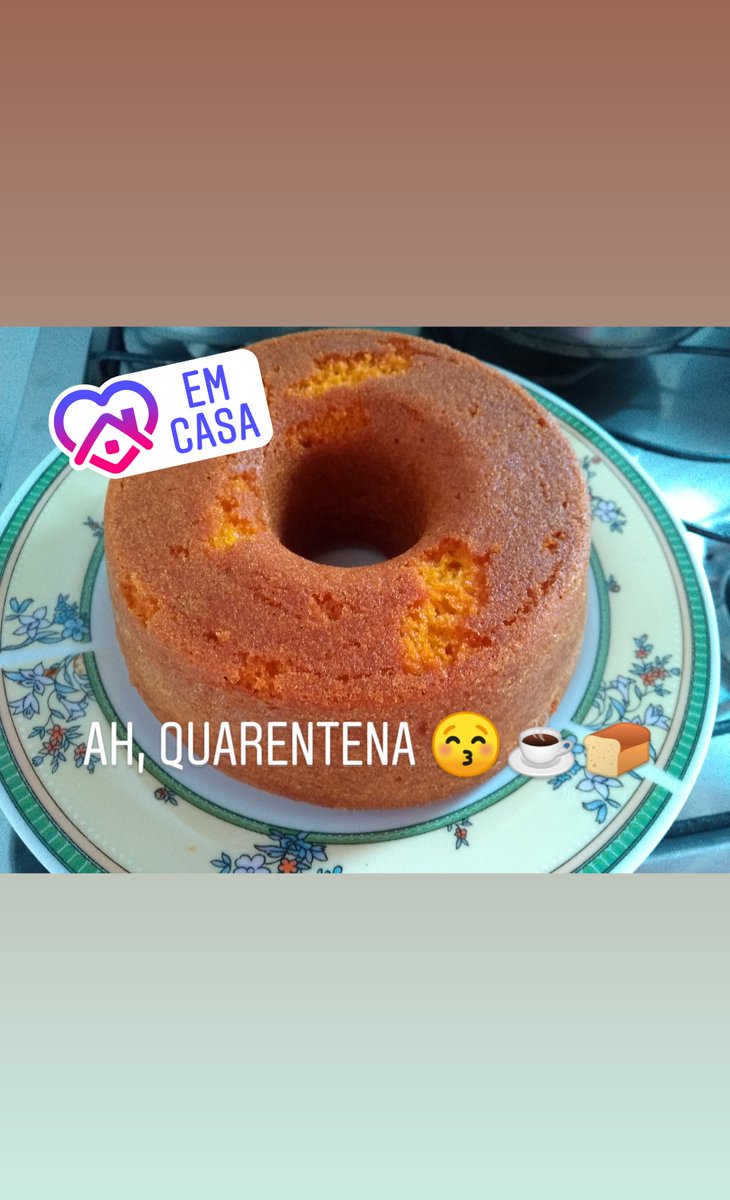 eudolar's tweet photo. #cafedatarde☕🍞
#boracomer 😃
#vamosdequarentena😒
#emcasa https://t.co/aFqrTqWkv1