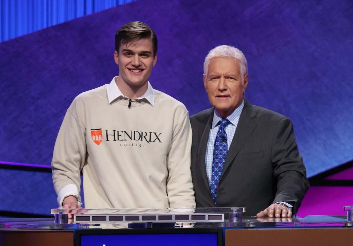 HDXstudents's tweet photo. MUST SEE: Joe Coker, a junior at Hendrix College from Conway, Ark., will make his first appearance in the JEOPARDY! College Championship presented by LendingTree® on Thursday, April 9. https://t.co/06pV03sIpM #BeHendrix https://t.co/fPXpw5BMfx