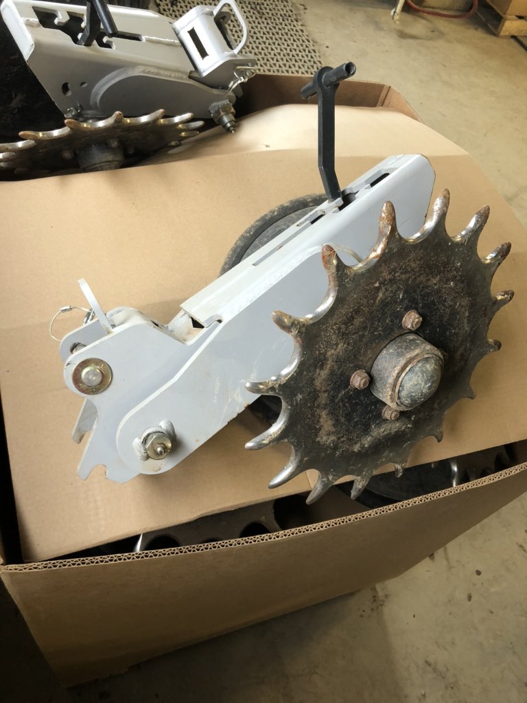 MLR2410's tweet photo. Looking for a new home for 16 Harvest International Laser Pro1 closing systems. Rubber and spike wheel combo. Only used 1 season. Grab all 16 or can subdivide. $65 per unit https://t.co/cNLdBOjQGi