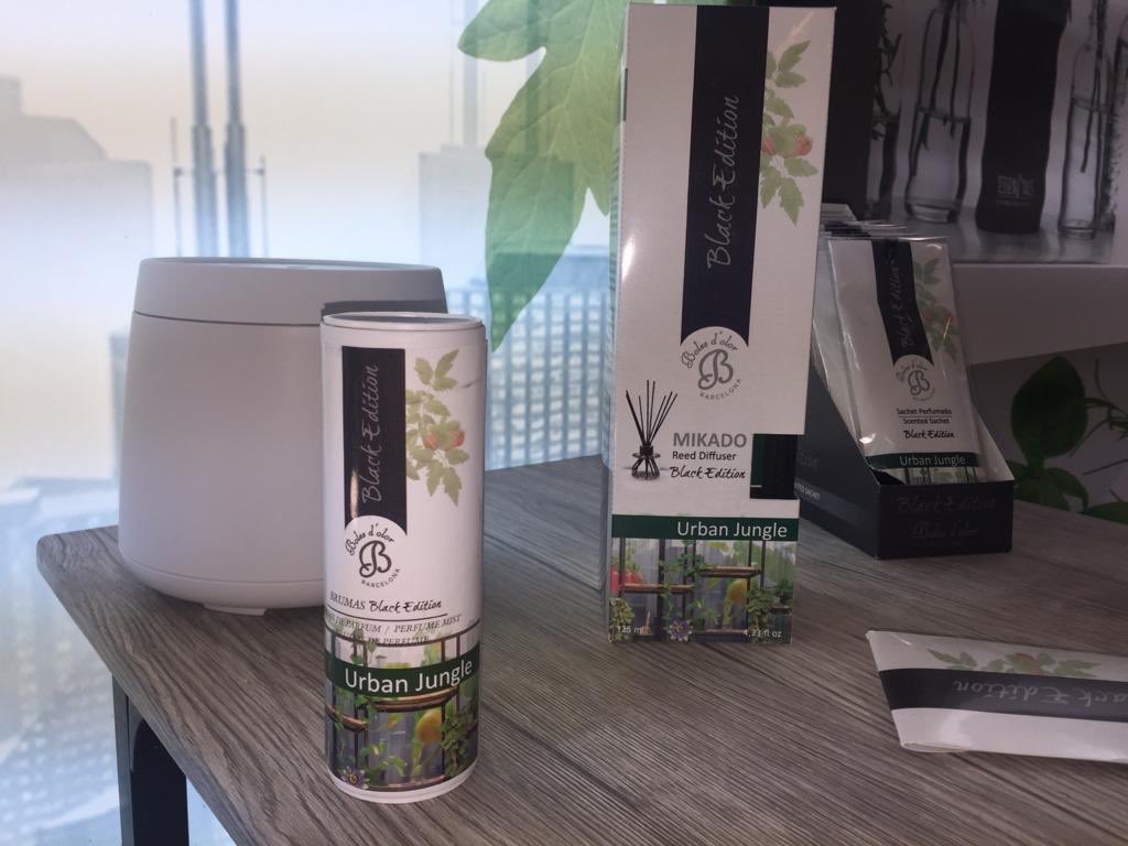 AtlanticScents's tweet photo. Urban jungle!! Perfect fragrance for enthusiastic and modern people...by Boles d’olor https://t.co/BdTeeSyMHu #homescents #homefragrance #mistdiffusers #mistoils #bolesdolor https://t.co/ejkXhY1jlA