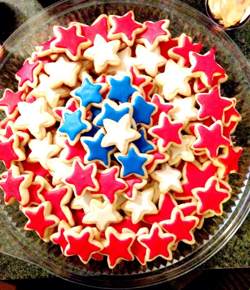 LMTC808's tweet photo. This Mom’s Party Desserts https://t.co/Iqc4yPz2Hx https://t.co/yNLD2fcjUS