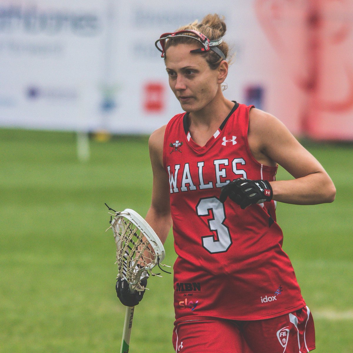 newschainuk's tweet photo. 🔥 EXCLUSIVE INTERVIEW 🔥

She plays lacrosse for her country and juggles motherhood with being a GP. Now Dr Emma Hawkins is preparing for the biggest challenge of her life

Read the full interview 👉 https://t.co/uNoiH2Hpcv

@WalesWomenLax #lacrosse #wales #GP #coronavirus https://t.co/YY84HmM1n8