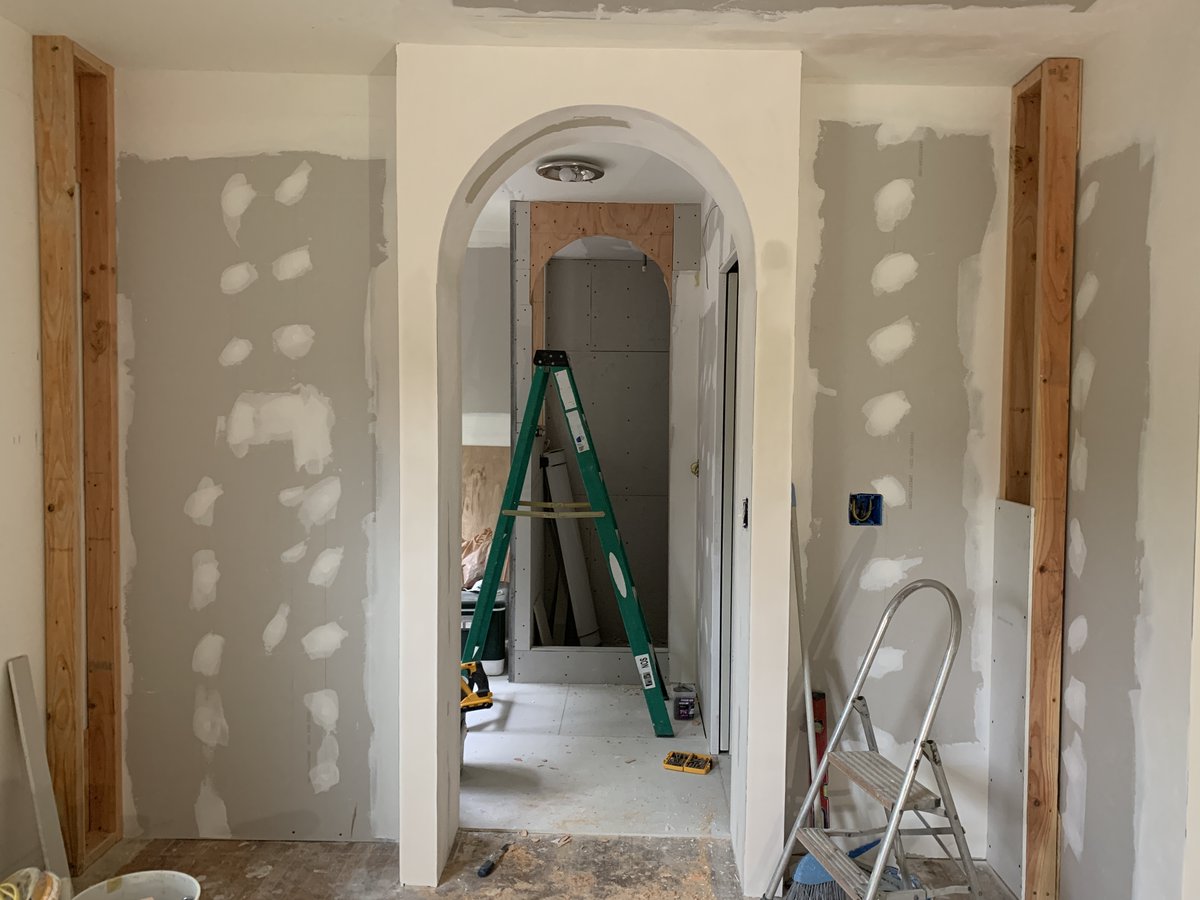 OldBrandNew's tweet photo. I’m finally sharing my new master bedroom and bathroom on the blog today! https://t.co/rtDTx4AapA https://t.co/akTjLHHKfZ