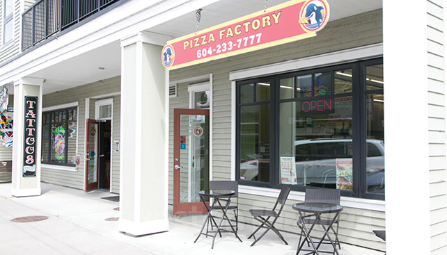 StevestonInside's tweet photo. Pizza Factory Richmond is open for take out &amp; delivery #Steveston #RichmondBC #Pizza #PizzaDelivery #Lunch #Dinner #StevestonVillage #StevestonInsider #PallaMedia #SupportLocal #Covid19 @pizzafactoryrmd https://t.co/FUjujKJ432