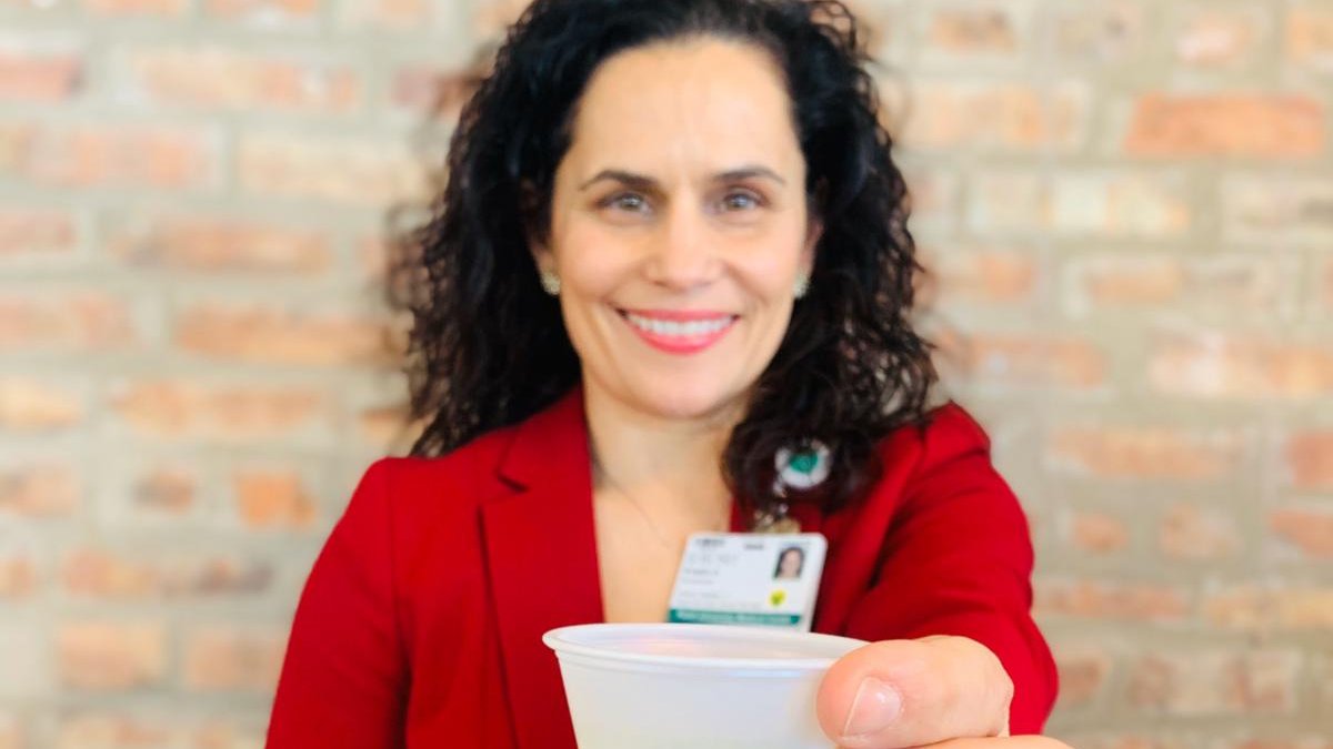 Though your lifestyle may have been forced to change right now, it is very important to remember to stay well hydrated and maintain your healthy eating habits despite the limitations.  Rush Nutritionist, Kristin Gustashaw, offers these tips for maintaining nutritional needs: