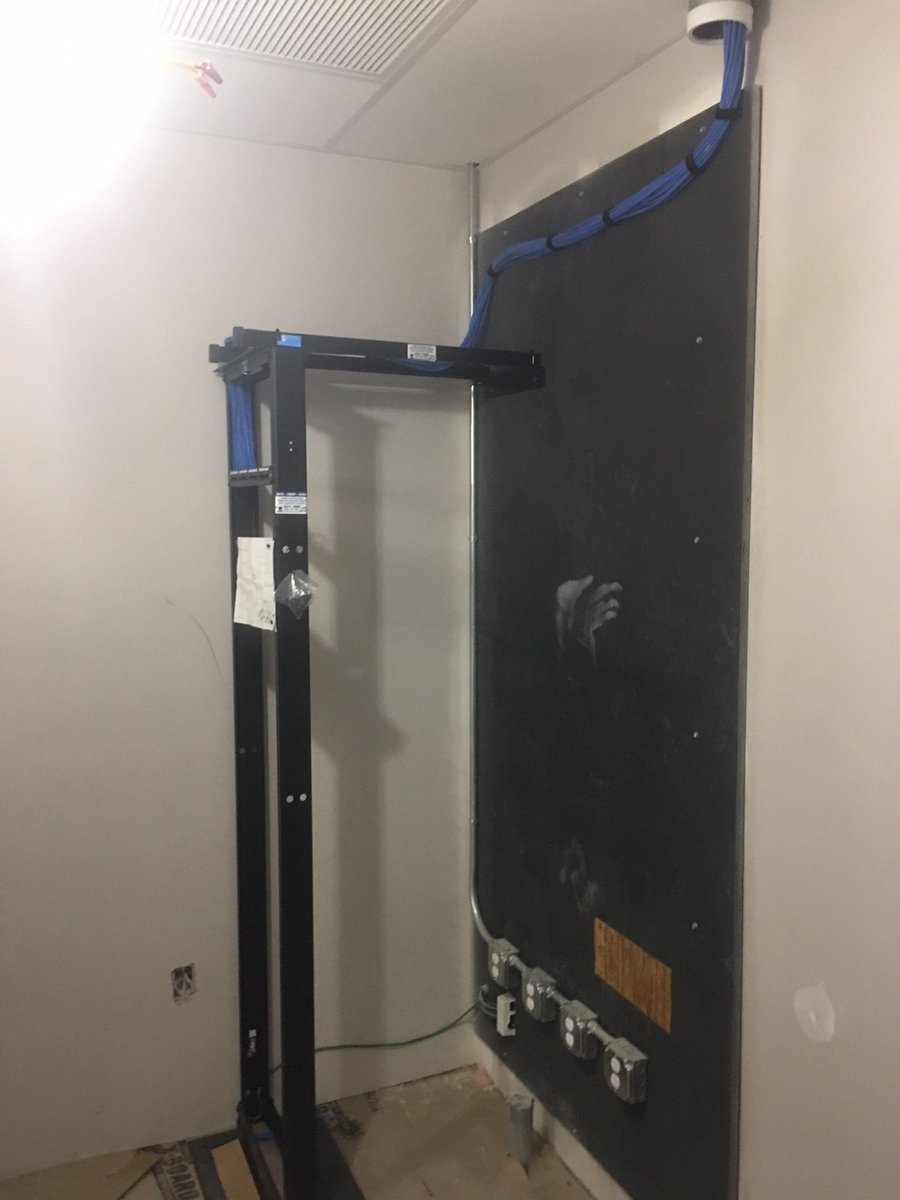 datelcorp's tweet photo. A category 6 data network cabling project completed by Datel Corp. System is completely bonded to the grounding bussbar.

#cat5e #telecom #ethernet #wiring #data #computerwires #wire #cat6cable #cable #cables #lowvoltage #category5 #cctv #cellphone #router #cat6 #wifi #datarack https://t.co/O6wfTPULZD