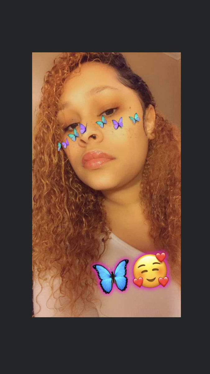 lexdaillest_'s tweet photo. 💛🦋 https://t.co/LIEi02vTvZ