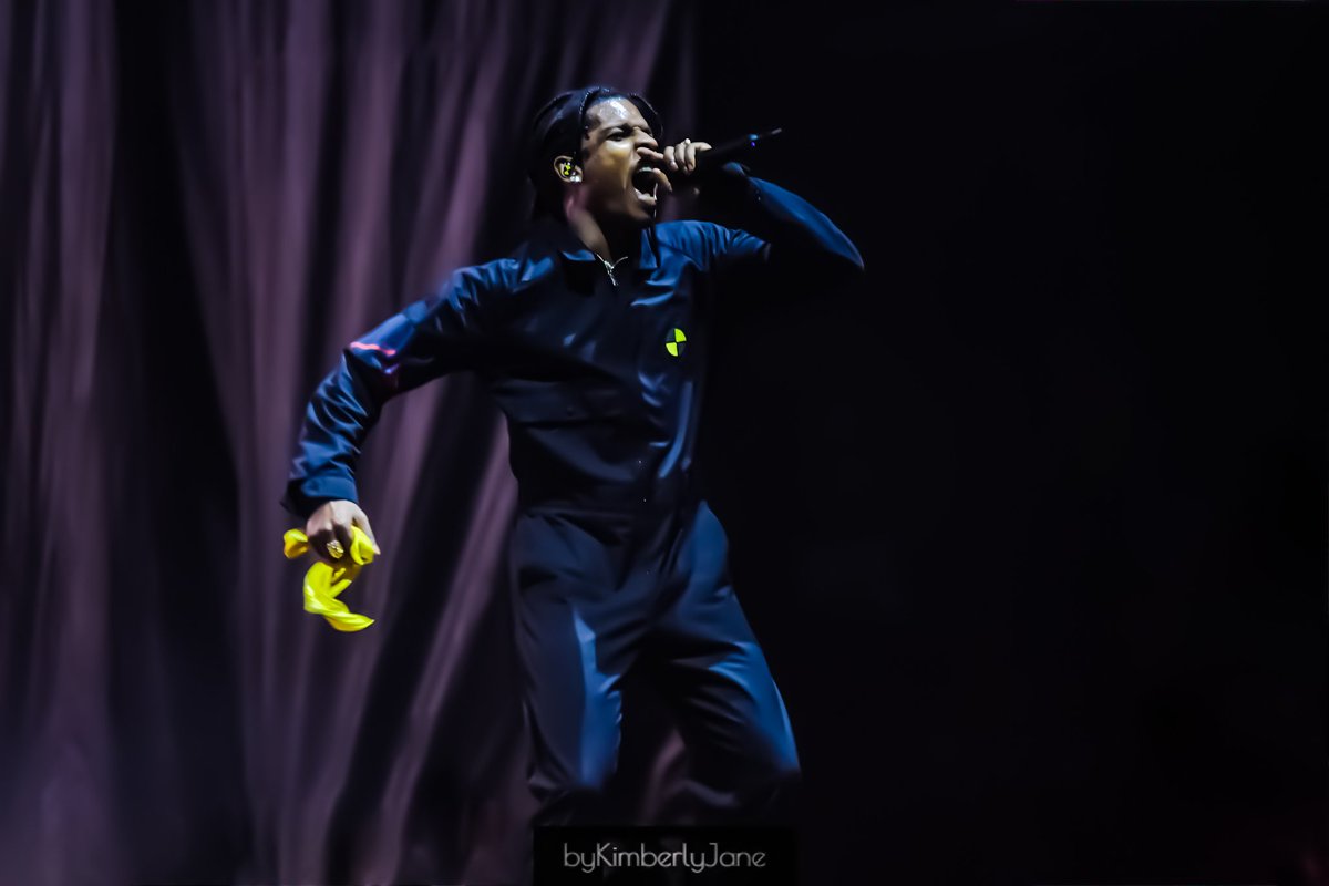 byKimberlyJane's tweet photo. @asvpxrocky at @mana_wynwood for @iiiPoints #iiiPoints2019! https://t.co/pBvw7FAV5A