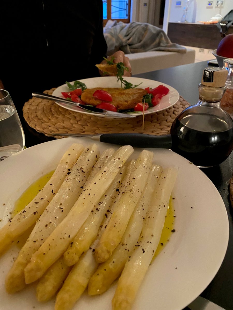 rogerpthomas's tweet photo. An update from our quarantine in Venice: we are fully enjoying the access to fresh produce here, and I am grateful to have such a talented chef with me. Arthur and I wish you all well, love from Italy!⁠ https://t.co/xwbLjKJxrQ