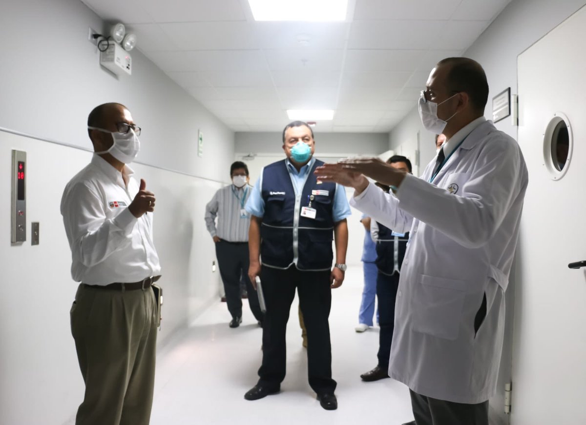 victorzamora's tweet photo. Hoy constatamos que la clínica privada Good Hope, cuenta con la capacidad resolutiva necesaria para atender a pacientes con #COVID19. En esta lucha, todos ponemos el hombro, sumando esfuerzos y siendo solidarios. #HéroesDeLaSalud https://t.co/yYfZ8xlMki