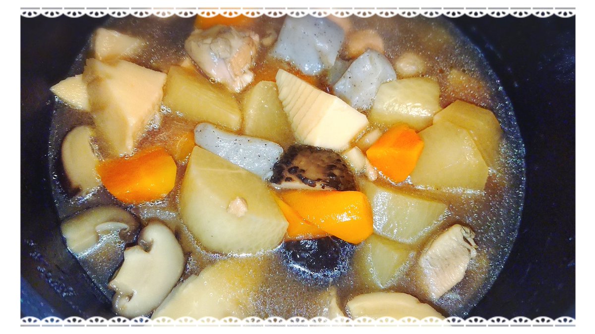 On Twitter おはんぬ 今日は１０時半出勤だったから夜中に作り置きおかず作ってた W 帰って鮭焼くだけやな 仕事頑張ってきまーす 虎愛さんのごはん