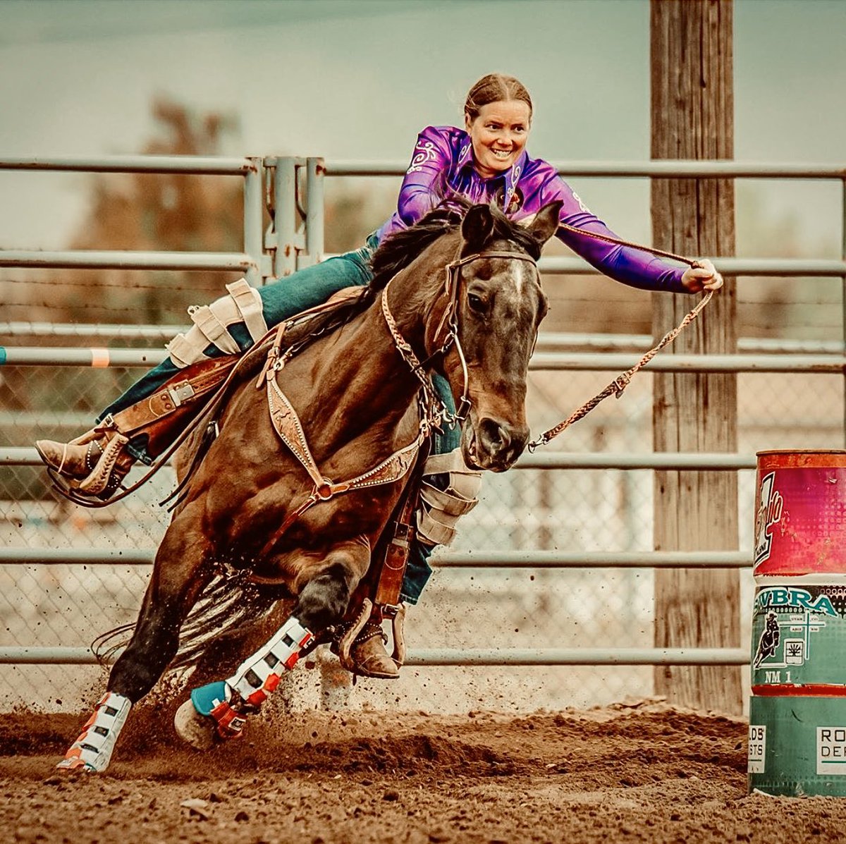 turn_n_burner's tweet photo. We turn and burn with @MichelobULTRA #teamultracontest #barrelracer #barrelracing #athlete #proatenjoyment #2019summerseriesbucklewinner #Athletics #evenmydogsnameisultra #michelobultra #canchaser #cowgirl @offrdford #checkthisout #teamwork #teamtalmadge #rebeccatalmadge https://t.co/CK606SWqXM