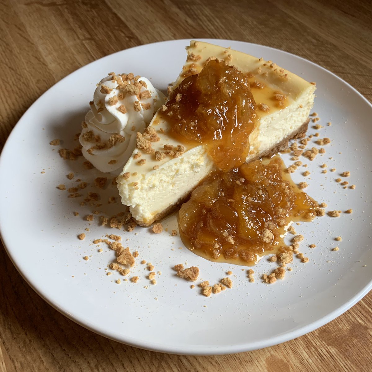 stanton_kitchen's tweet image. Cheesecake! #stantonskitchen #prepatl #food #foodservice #chef #culinary #delivery #delicious #catering #atlanta #atl #foodie #foodtruck #foodtrailer #fresh #bakery #homemade #cheesecake #pineapple #mango #whippedcream #dessert #sweet #sweets #good #sogood #smallbusiness