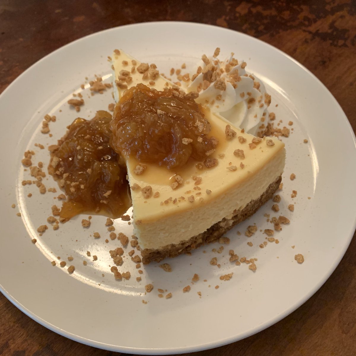 stanton_kitchen's tweet image. Cheesecake! #stantonskitchen #prepatl #food #foodservice #chef #culinary #delivery #delicious #catering #atlanta #atl #foodie #foodtruck #foodtrailer #fresh #bakery #homemade #cheesecake #pineapple #mango #whippedcream #dessert #sweet #sweets #good #sogood #smallbusiness