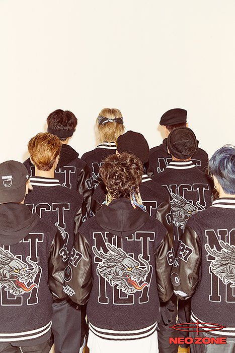 HanteoNews's tweet photo. [월간 음반차트:3월] 엔시티 127(NCT 127)의 'NCT #127 NEO ZONE, N, C VER.' 1위
[Monthly Physical Album Chart: March] NCT 127’s 'NEO ZONE, N, C VER.' Places 1st

#NCT127 #엔시티127 #영웅 #Kicklt #英雄 #한터차트 #Hanteo_Chart

KO🔗 https://t.co/8QH0NliG6N
EN🔗 https://t.co/dhyA7UAjTI https://t.co/h7oPL4XEQk