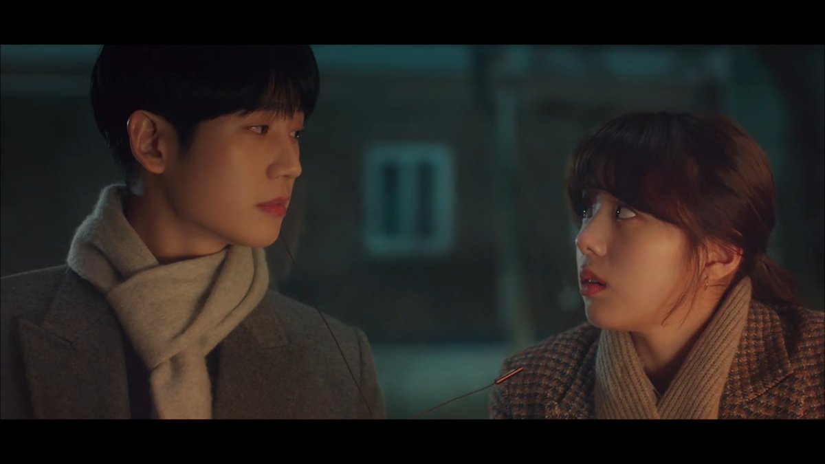 Then AI Ji-soo put Seo-woo on blast! Which to my surprise, Seo-woo own up her feelings and confessed right there and then. *BOOM* Thank you, Ji-soo. #APieceOfYourMind  #ChaeSooBin  #JungHaeIn