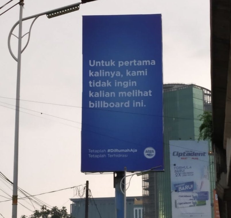 FloraTobing's tweet photo. Dapet dari yang lewat simatupang, kalo aku sih #dirumahaja https://t.co/S4j6AiDkUl