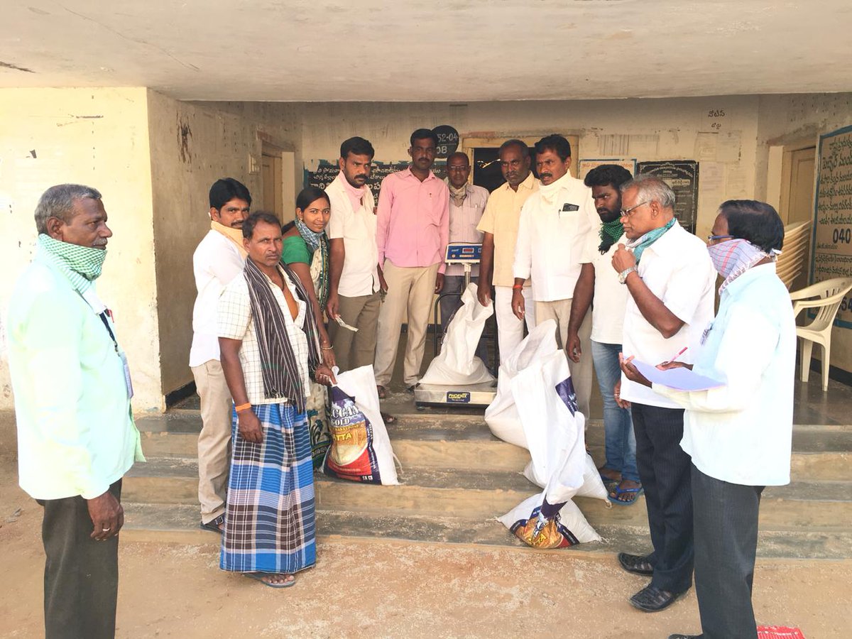 pebbair's tweet image. Door to door Distribution of 12 kg Rice + ₹ 500 to each migrant worker, and #spraying roads &amp;amp; streets with sodiam #hypochlorite liquid  to potentially kill #COVID19 in #Pebbair Municipality.
 #StayHome
 @TelanganaCMO 
@KTRTRS 
@SingireddyTRS
@Collector_WNP 
@Collector_HYD