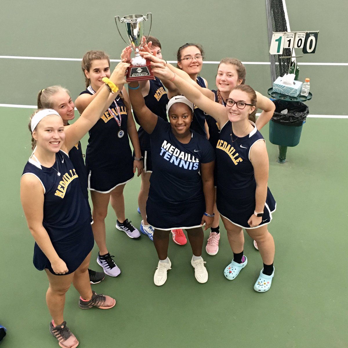 MedailleTennis's tweet photo. It’s your @AMCCsports women’s tennis finalists again...asking for YOUR vote to show our phenomenal student athletes some love for their incredible on court success and camaraderie that lead to the WINNINGEST SEASON IN PROGRAM HISTORY! 🎾 🏆 🐴 https://t.co/dajz5cmZi4