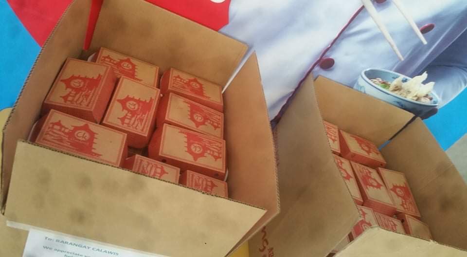 Bait naman nito. Kumuha ng pang relief goods. #chowking