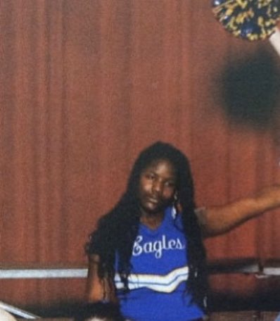akadjtna's tweet photo. This is an actual photo from my middle school year book. I was a cheerleader. Not sure why because I clearly did not enjoy that shit. https://t.co/oSMYCj0v89
