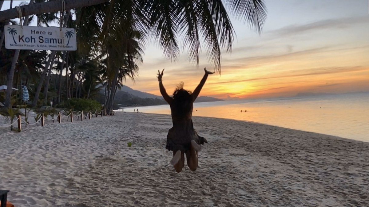 takenby_R's tweet photo. watching sunsets with you was the most favourite part on this tripβοΈπ#TripTogether #CoupleGoals #HappyUs https://t.co/4UOiNjOvId