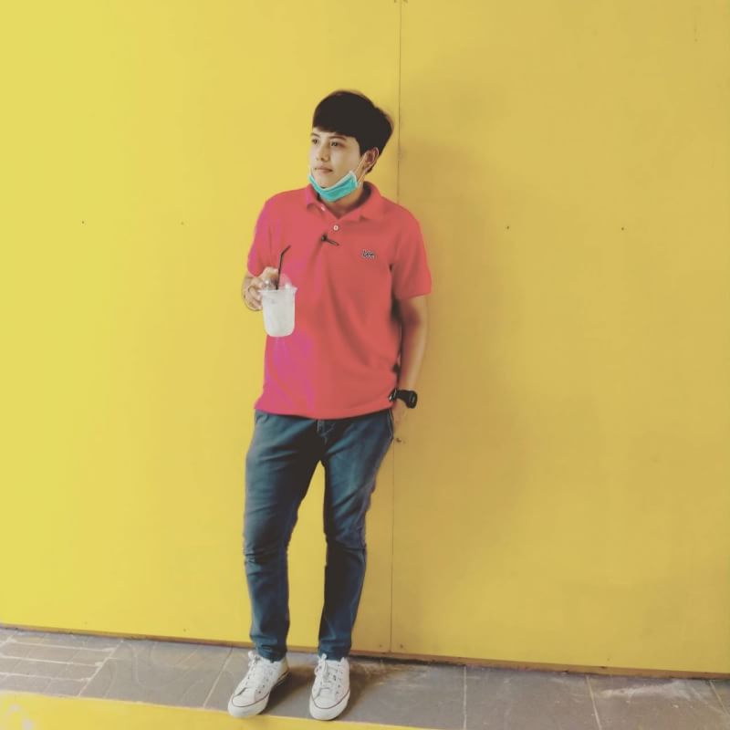 Chaykik69's tweet photo. "ไม่มีใครอยู่ข้างๆ เพราะเค้าให้ห่าง2เมตร"

#แคปชั่นโสด #แคปชั่นเด็ด #แคปชั่นเสี่ยว #มุขเสี่ยว #คำคม  #แคปชั่นอ่อย #แคปชั่นกวนตีน #แคปชั่นแฟน #คำคมวงเหล้า #คำคมเสี่ยว #แคปชั่นตลก #แคปชั่นความรัก #คำคมในวงเหล้า #แคปชั่นกวนตีน https://t.co/MqiBdu3Yuw