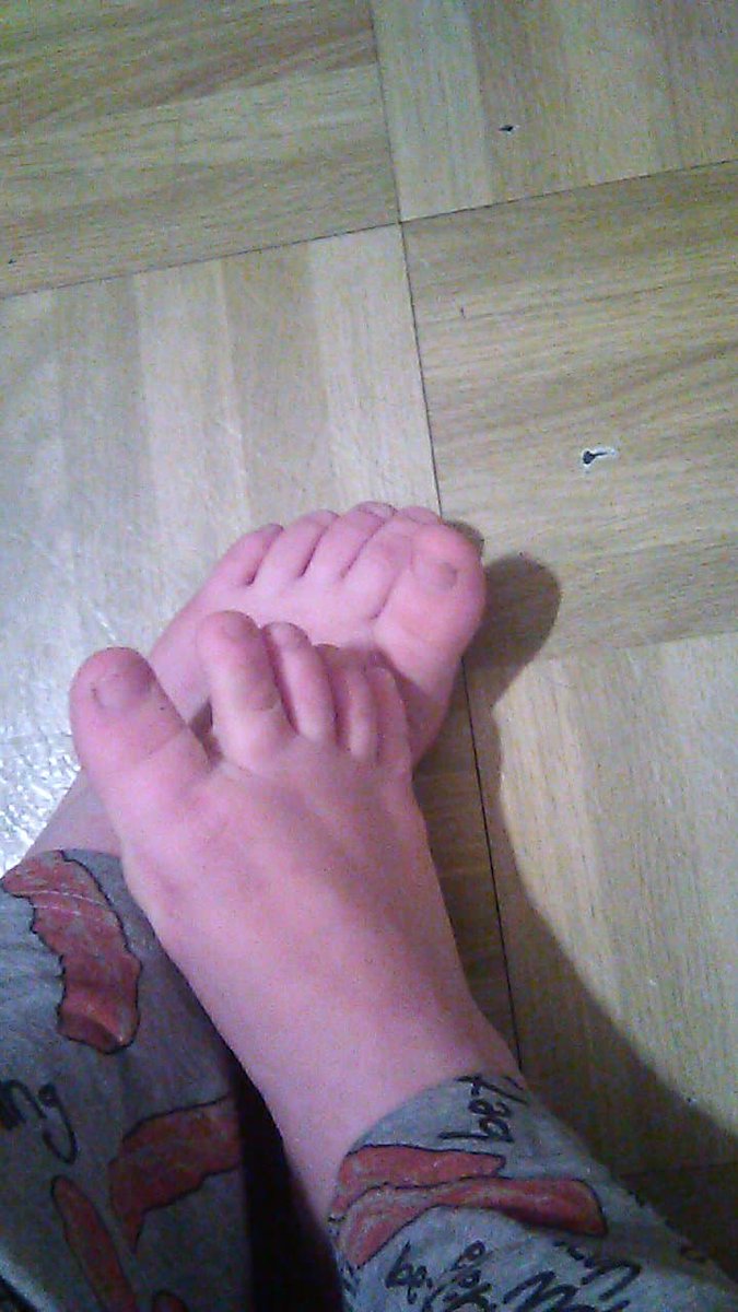 GoddessIzzy3's tweet photo. Come here piggies 

#findomgoddess #findomme #FinDom #paypig #paypigs #tribute #newsubs #acceptingpaypigs #losers #sissies #worship #goddess #humanatm #cashslave  #slave #cashcow #paypigwanted https://t.co/6dhNps56sE