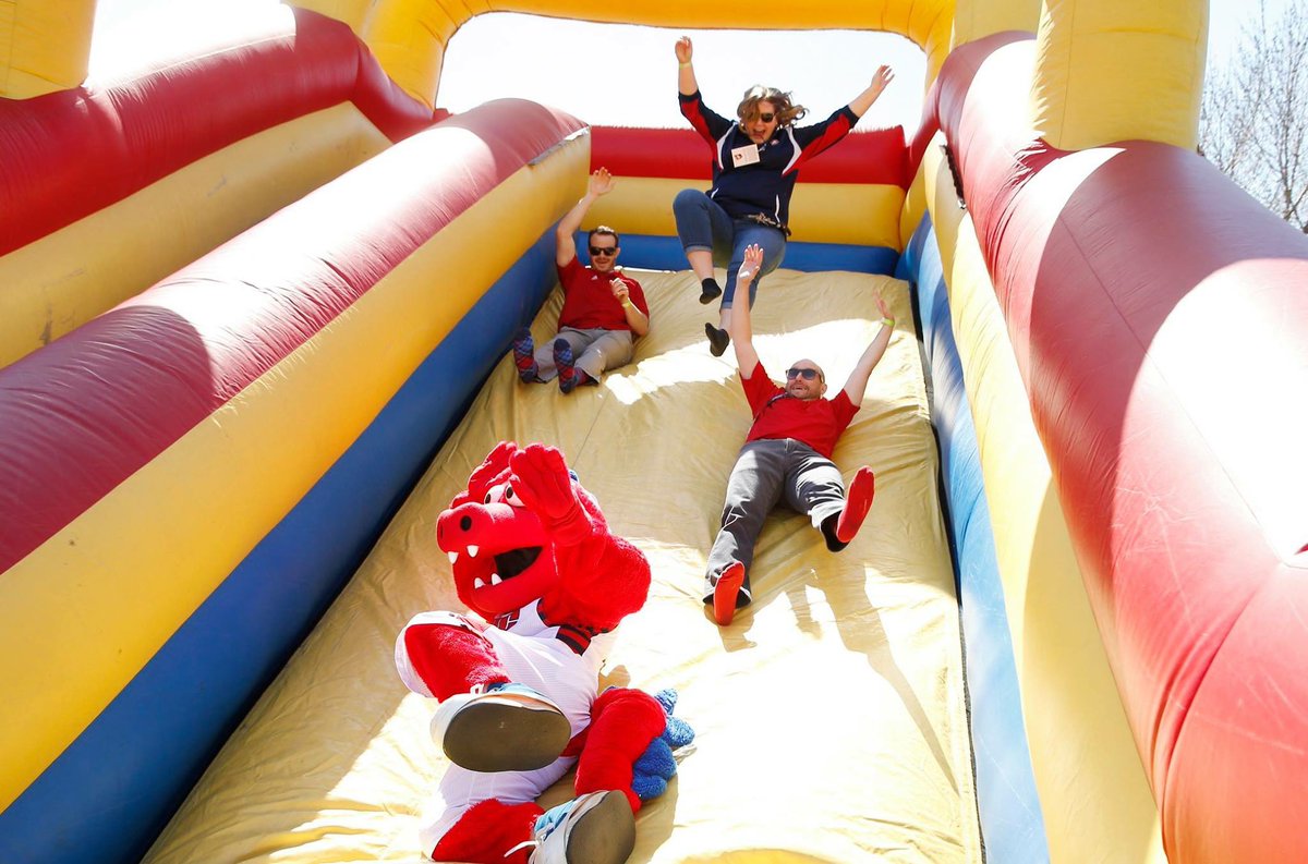 kimessary's tweet photo. Alright, @MiyaaaYo!

24 hours to respond or donate $20 to a local charity / or both just for fun..

@RickyADiaz @callmeRENO @TripleDecker10 

🔥🐻⬇️🔥 https://t.co/Yv6ftHfqBw