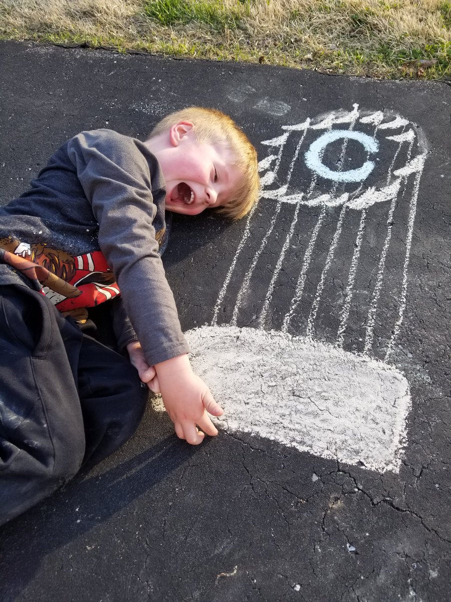 THEESellers3's tweet photo. Reliving 2016 on the driveway! @Cubs @ClarktheCub @WatchMarquee @D_Ross3 #cubs2020 https://t.co/b0HqIo21Bz
