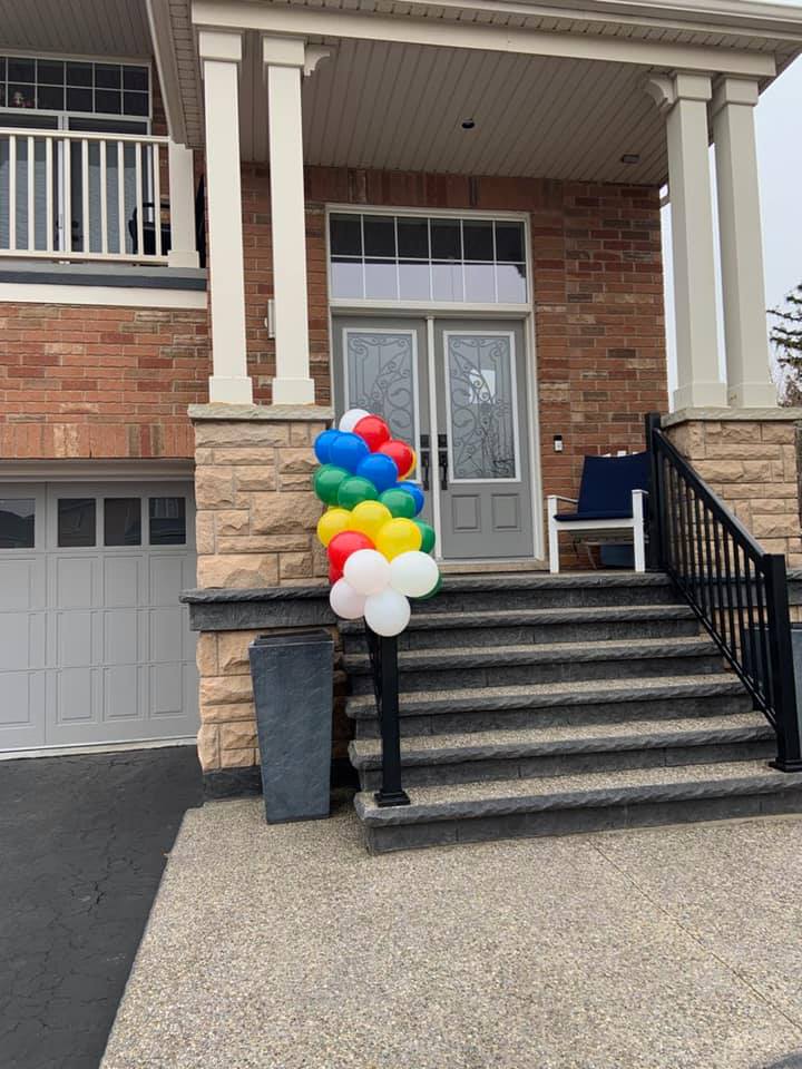 Across the globe, children and adults are lifting our spirits in the best way they can: by putting on rainbow displays.  On our Alton Village street, we have done the same thanks to <a href="/EttridgesSusan/">8sianmom</a> #togetherwecandoit #balloonsofhope #lovemyhood