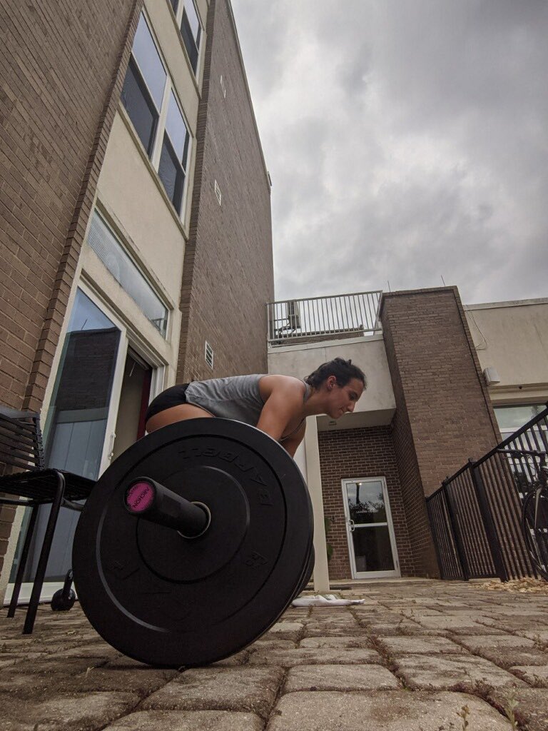 CoachGuyton's tweet photo. It’s a bummer to be away from the team but it’s been great to see them figure out how to still train 

these are athletes who aren’t on scholarship, most of their friends are unfamiliar with 🏋️‍♂️ and pay to get into the gym 

Wanted to share the various gym setups 

1: outside 🌞 https://t.co/R5OldrulWP