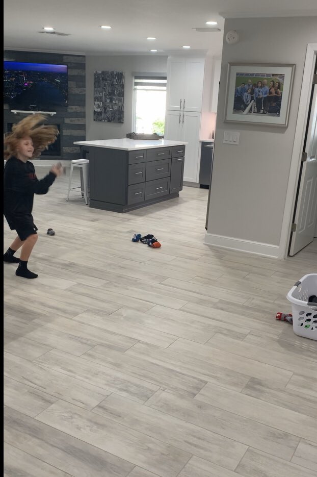 Coach_O_Calusa's tweet photo. Day 1 of Distance Learning PE! March Madness Laundry Basket(ball) Challenge. #FlamingosLearnAtHome #distancelearning @CalusaES @DianneSchreiber @ericsternPE @aschneider36 @denisemede @TiradoEileen https://t.co/w3ZL25YLHy