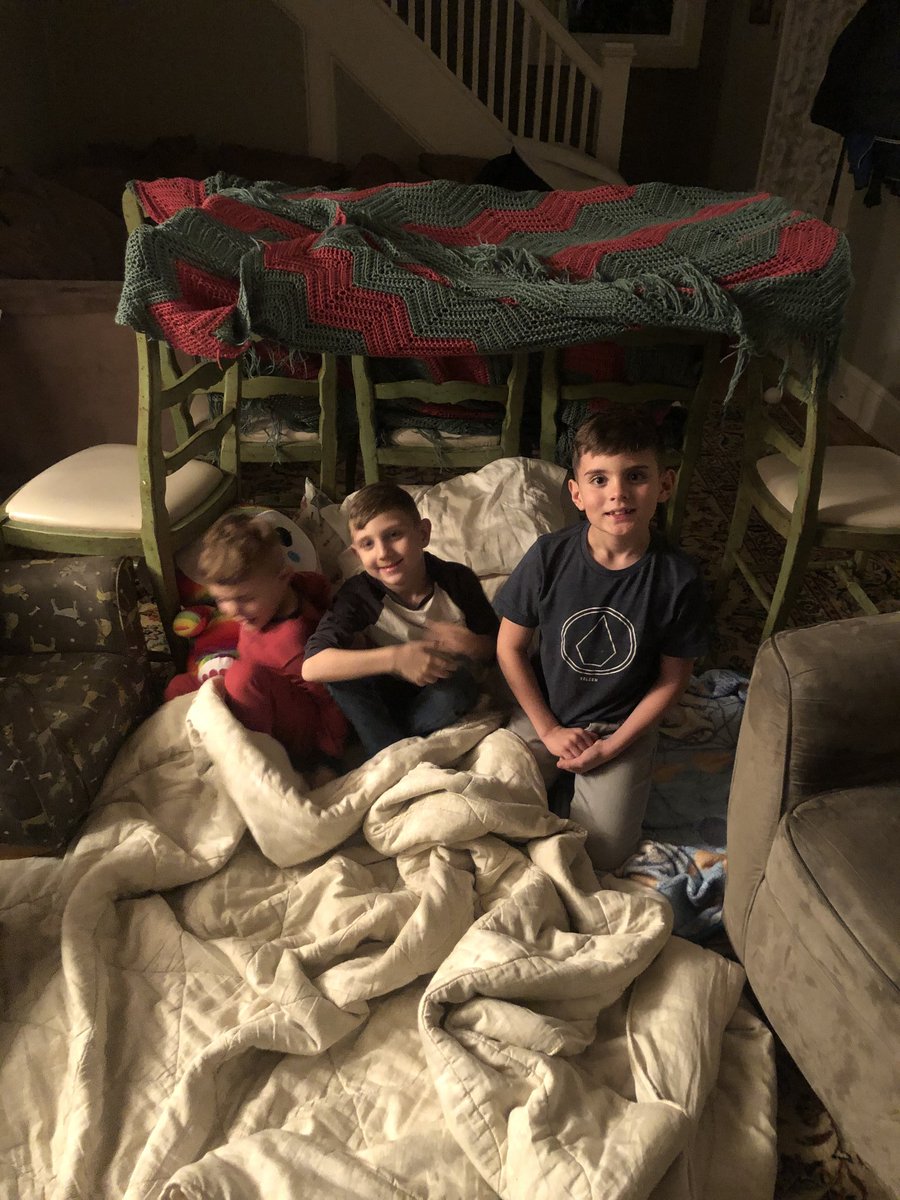 Miss Irwin tweet media