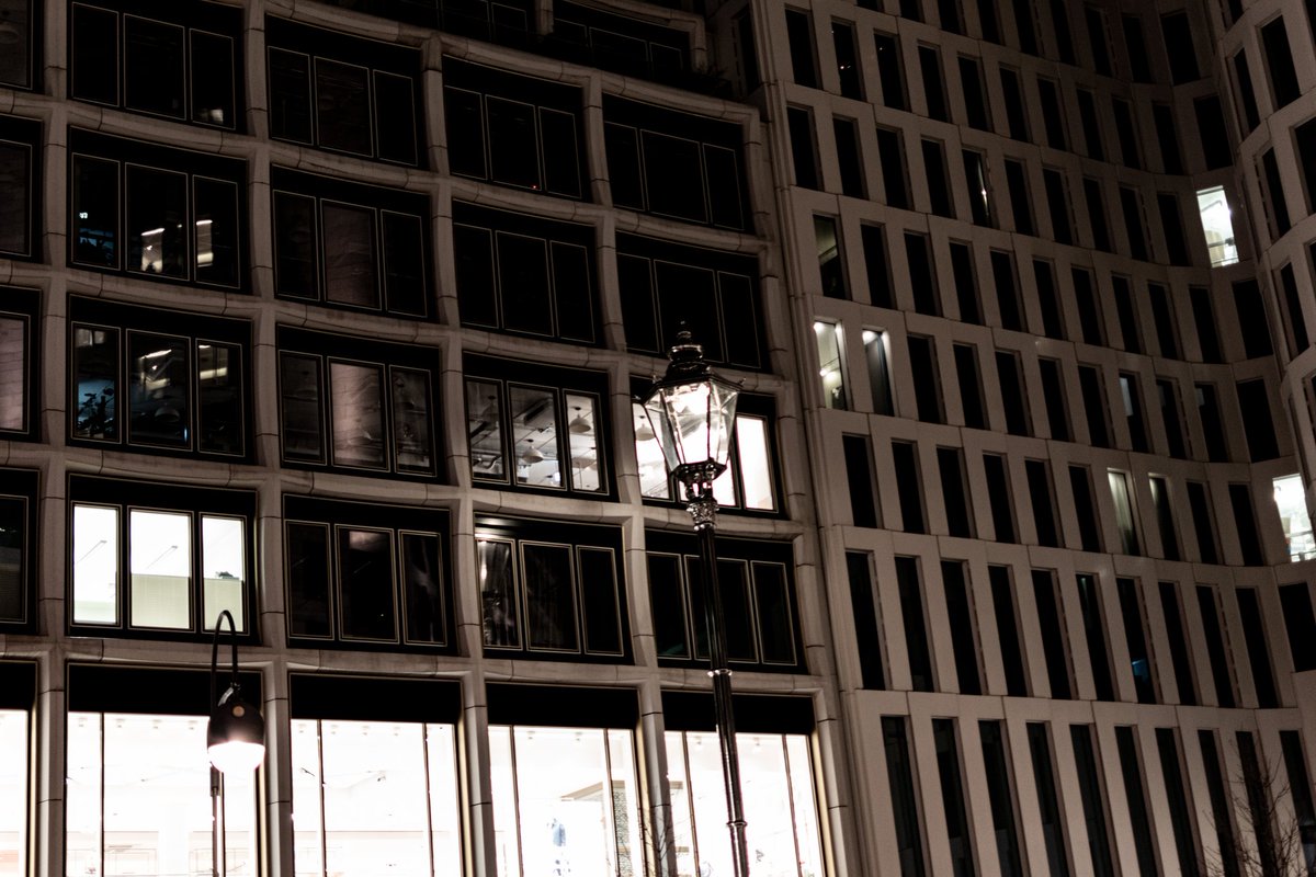 CryxDx2's tweet photo. For those who just can't visit Berlin because of the situation...
I replace my midnight pictures of Life is Strange for a few pictures of Berlin. 
#berlin #germany #visitberlin #photography #art #lights #pictureoftheday #buildings #StayAtHome #wirbleibenzuhause #lightsofberlin https://t.co/Muw1xGlA4L