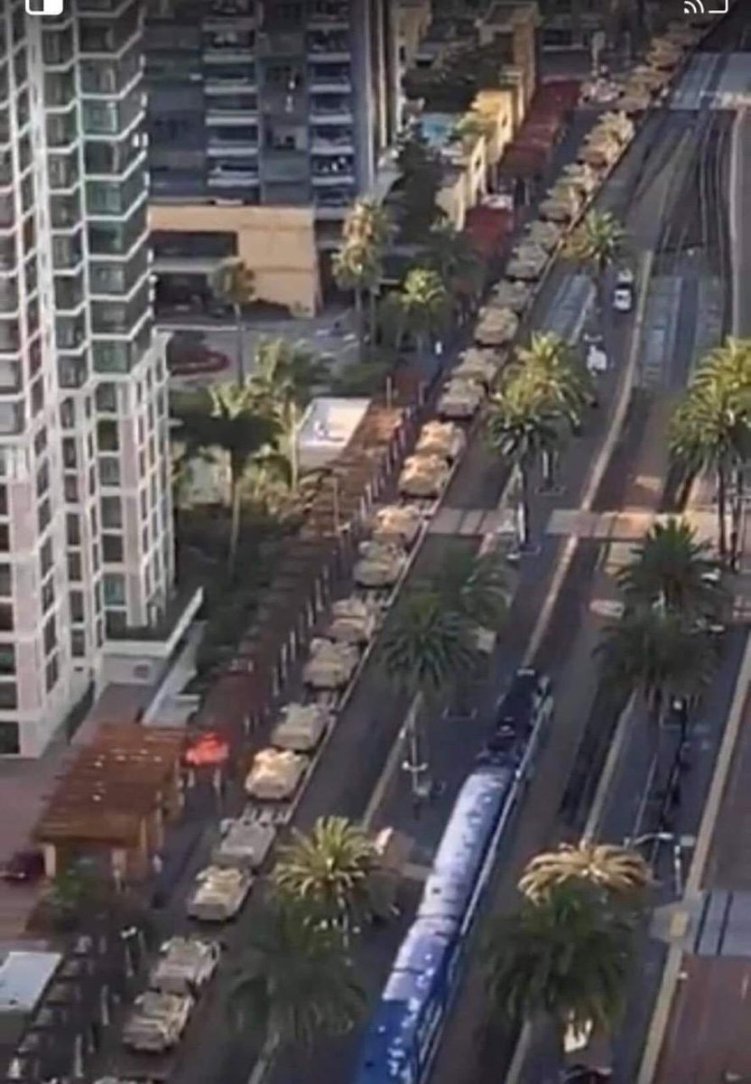 Jorgita's tweet photo. @ALarceval just sent me these pictures. WHY are military tanks pouring into San Diego area?? https://t.co/0Pfdx77h7n